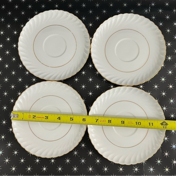 Royal Tettau Annette Set Of 4 Porcelain White With Gold Trim Saucers Only - Picture 4 of 5